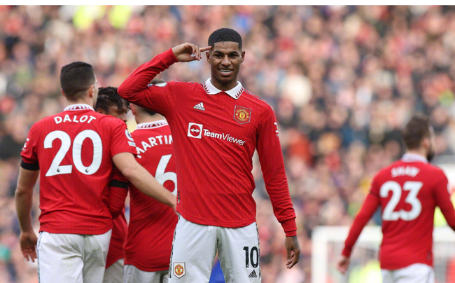 他时刻在对 他时刻在对